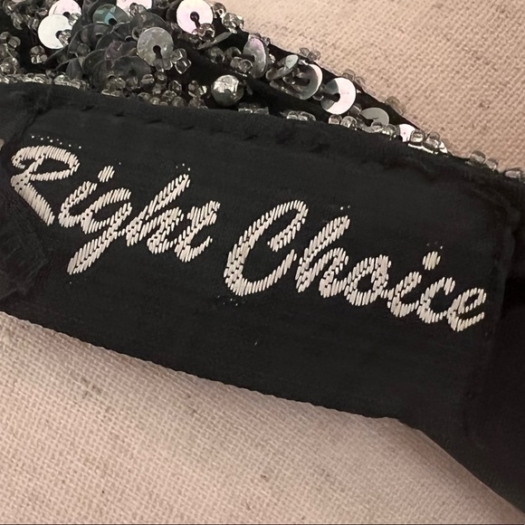 Right Choice vintage silk beaded medium gown so stunning!! - Picture 13 of 17